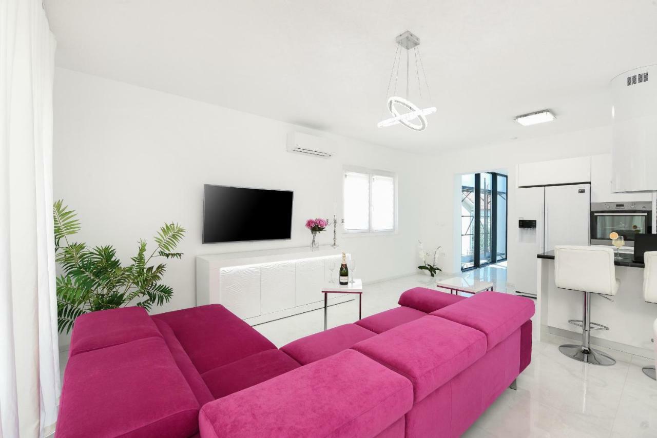 Perla Apartament *